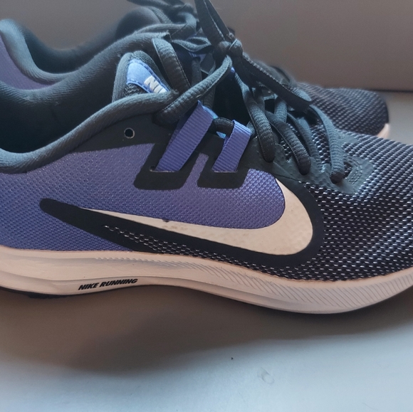 Perfect condition Nike Downshifters! - Picture 2 of 8